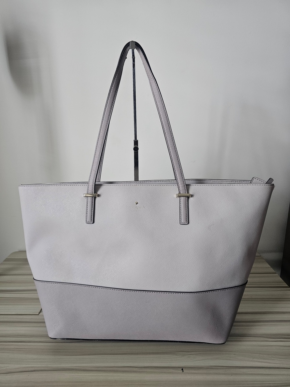 KATE SPADE Large Gray Saffiano Leather Tote Bag